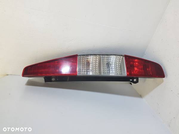 LAMPA PRAWA TYLNA FIAT DOBLO 1 I TYŁ PRAWY - 1