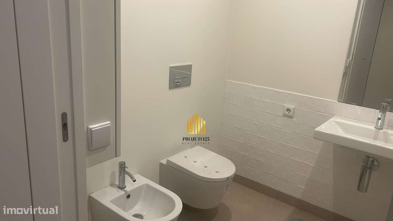 Apartamento T1 Novo em Condomínio Fechado Junto ao Parque do Covelo.-26