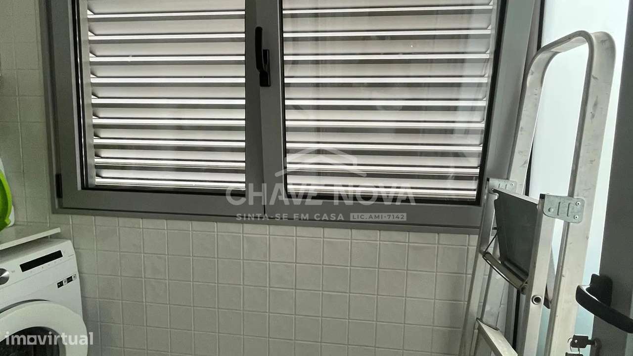 Apartamento T4 Duplex de Excelência – Paranhos-31