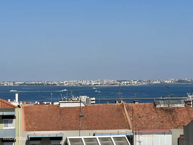 Apartamento T1 Almada-16