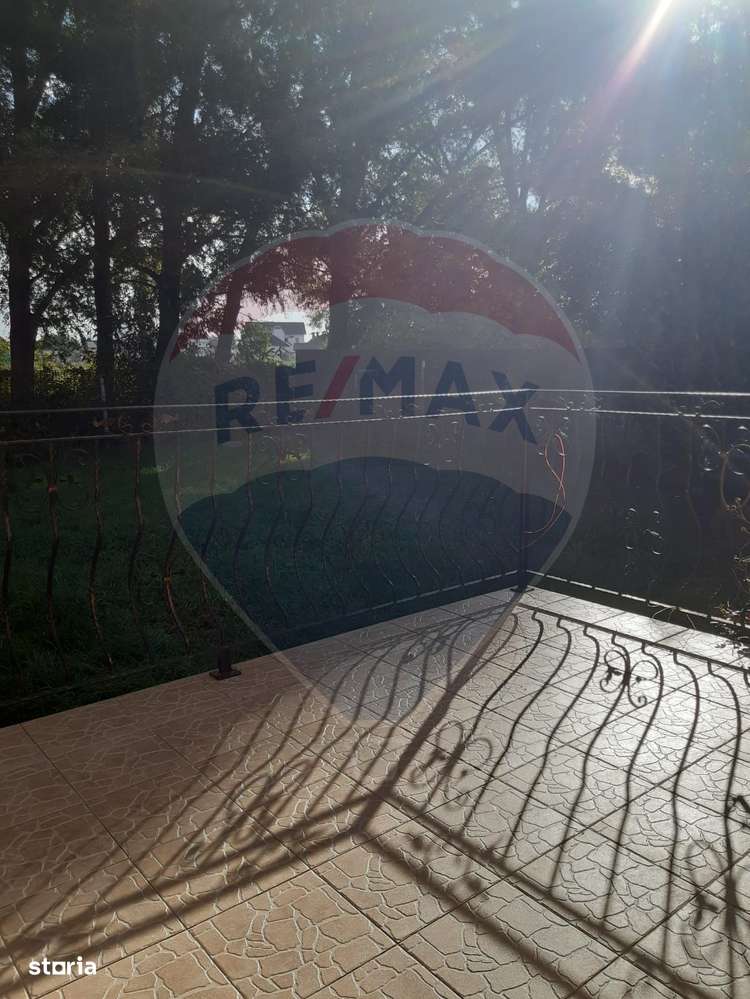 Casă / Vilă cu 5 camere de vânzare - Imagine principală: 4/20