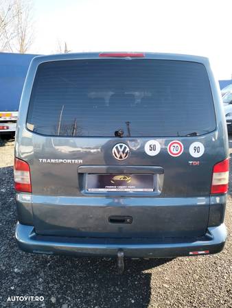 Volkswagen Transporter - 6