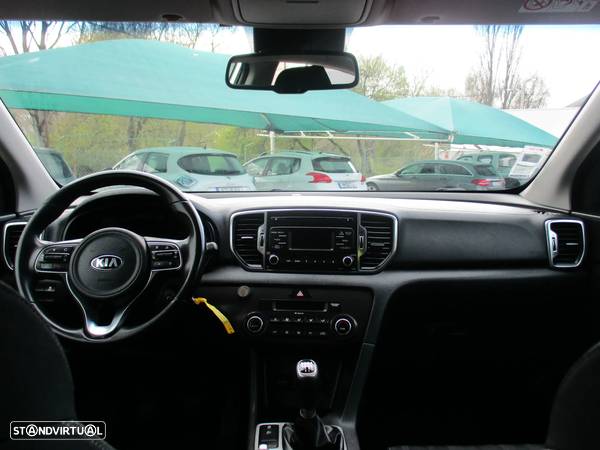 Kia Sportage 1.7 CRDi ISG LX - 10