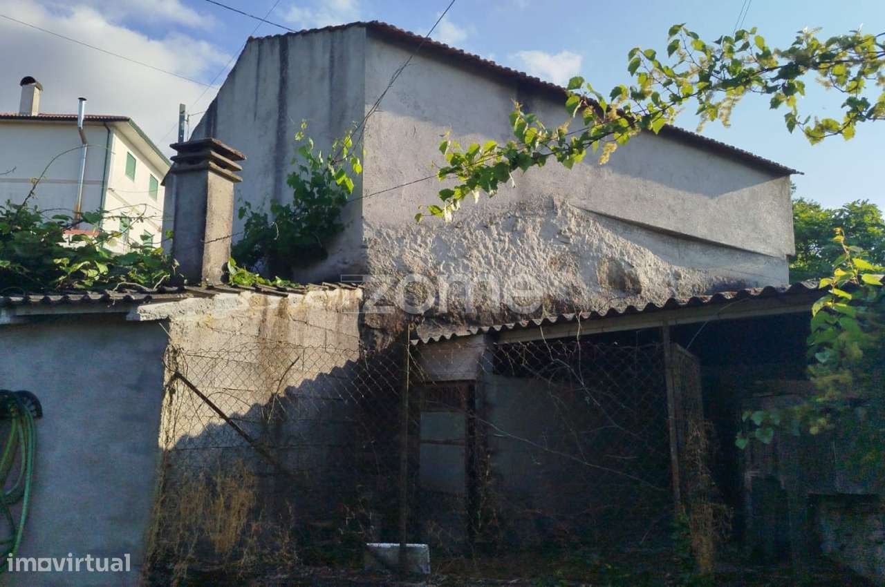 Moradia em Pedra com quintal em Matados, a 5 minutos Mangualde-21