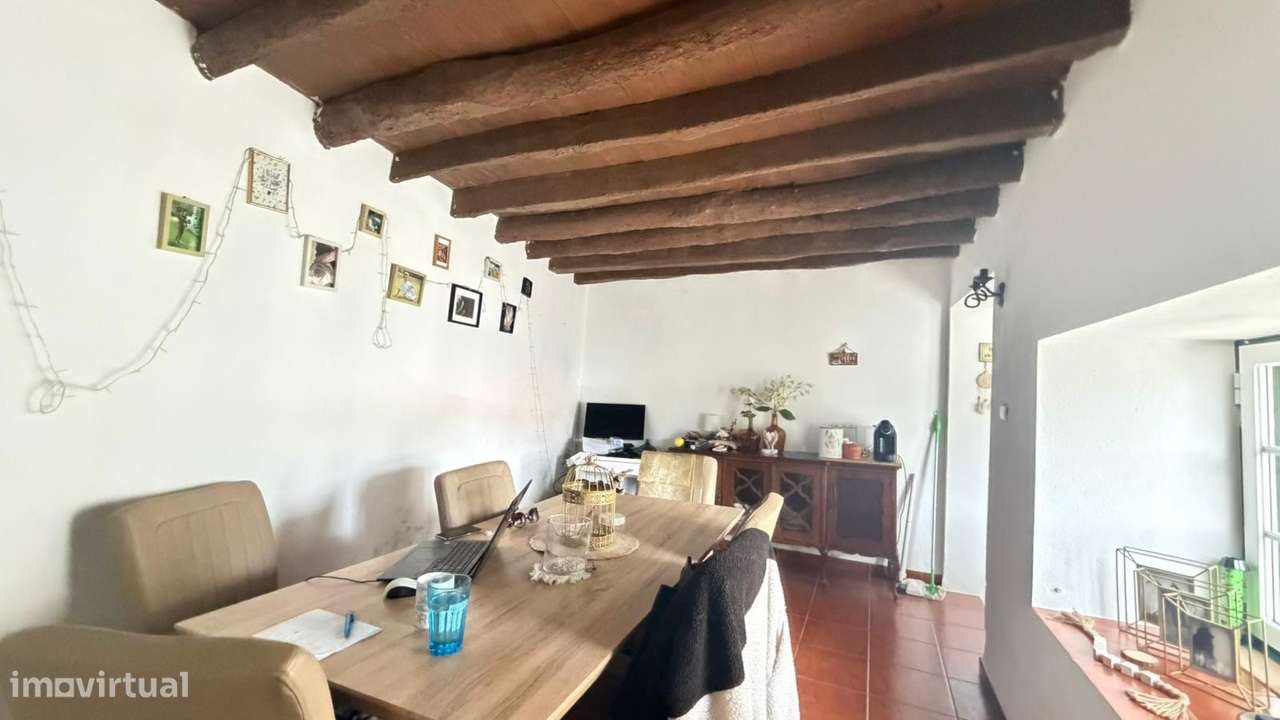 Moradia T2 Tradicional no Maxial – Charme Rústico no Oeste - Grande imagem: 3/13