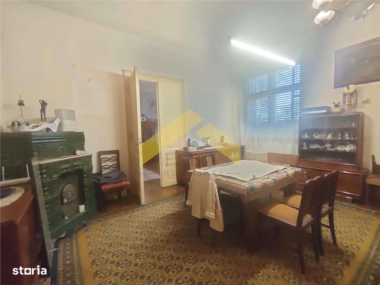 Casa 5 camere de vanzare centrul Aradului - Imagine principală: 4/10