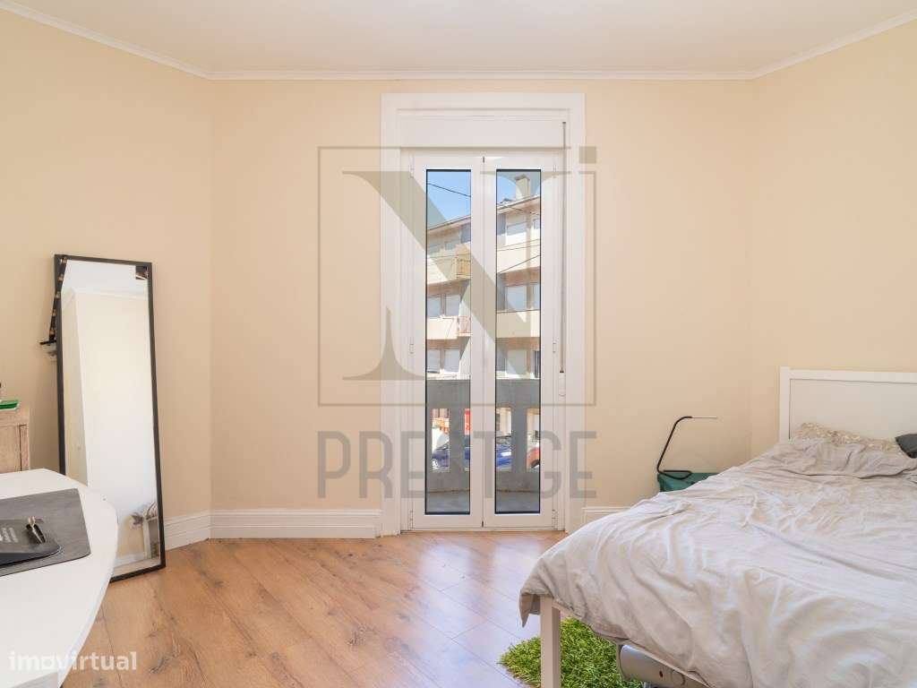 Moradia T8 no Bairro Norton de Matos-28