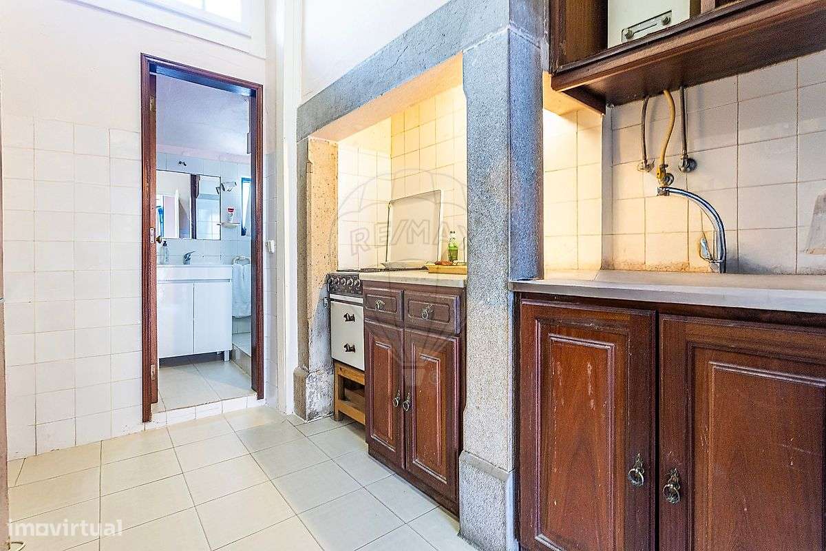 Moradia T6 para venda-19