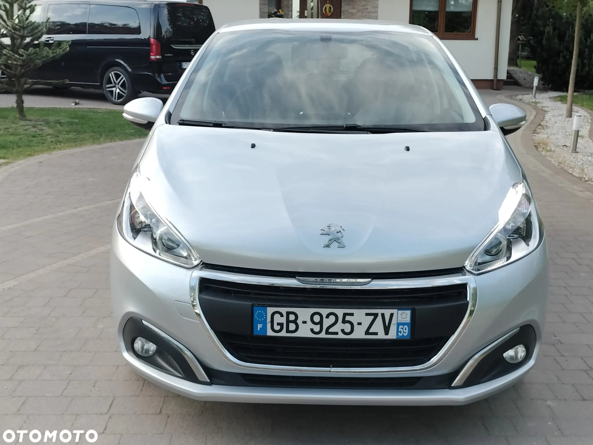 Peugeot 208 1.6 BlueHDi Active - 10