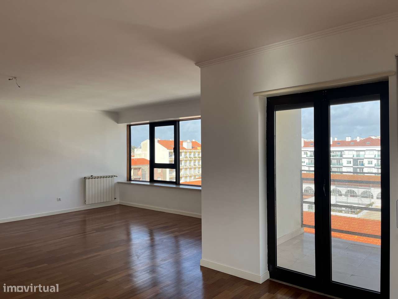 Apartamento T5 com 269m² e Parqueamento no Centro da Cidade - Grande imagem: 5/31