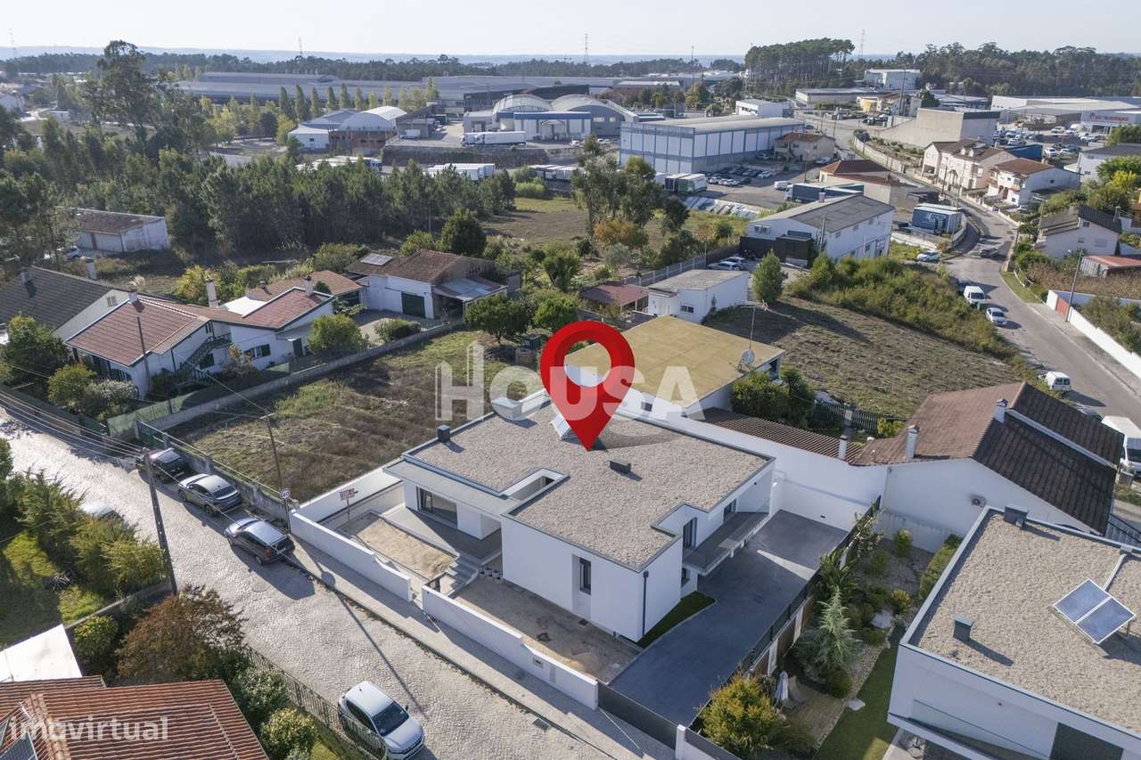 Moradia T3 Nova na Touria-59