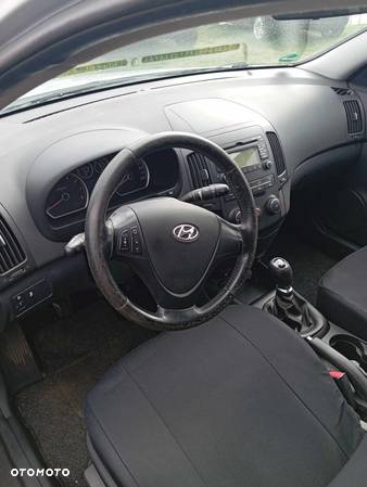 Hyundai I30 1.4 Base + World Cup - 13