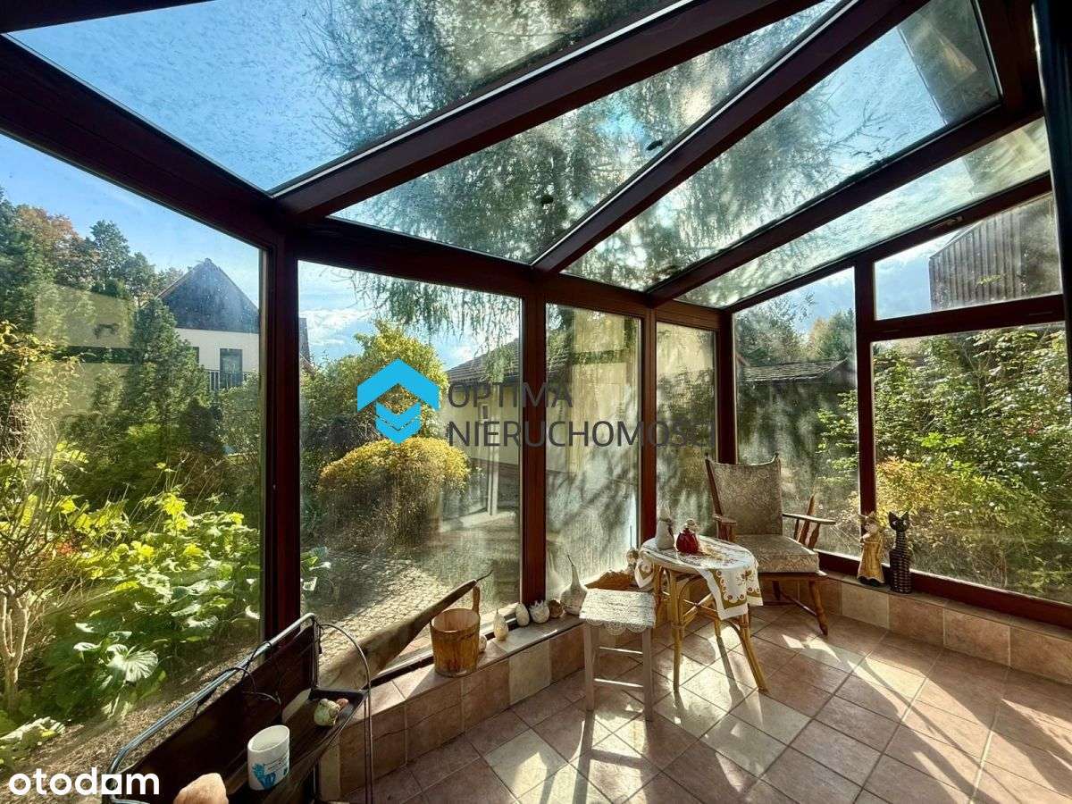 Dom w spokojnej dzielnicy Jeleniej Góry --2