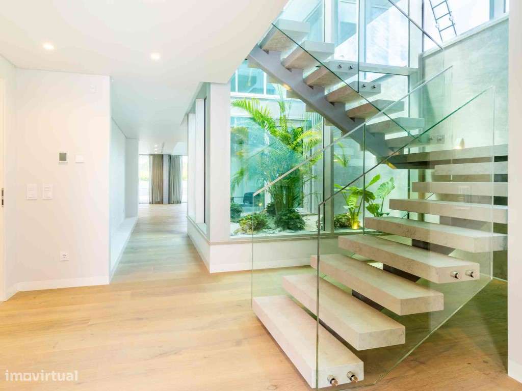 Penthouse T3, terraço, piscina e garagem, Condomínio com duas villa... - Grande imagem: 4/38