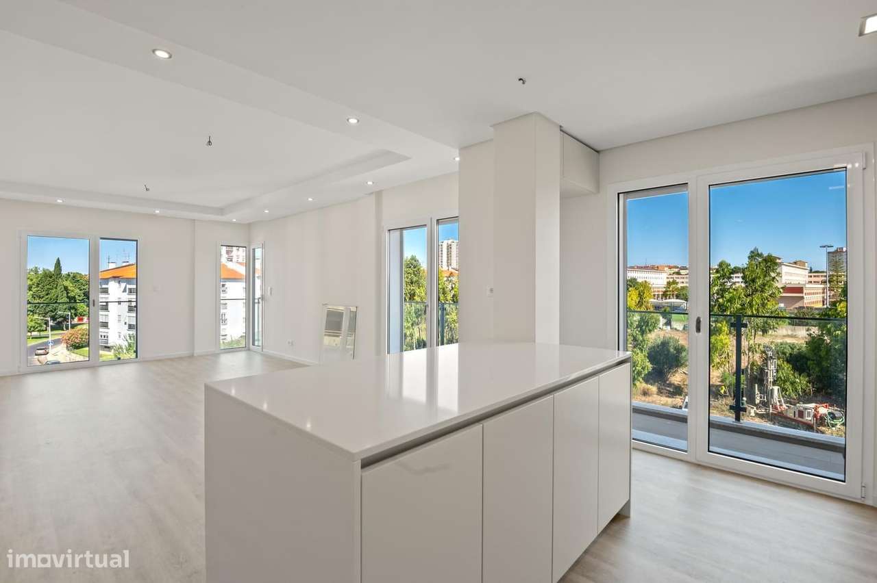 Apartamento T2 com estacionamento, Parede, Cascais - Grande imagem: 3/27