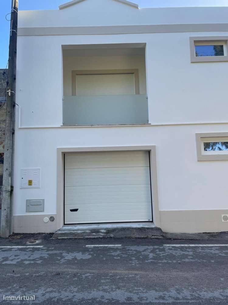 Moradia T3 Geminada - Estradas das Machadas - Totalmente Renovada-4