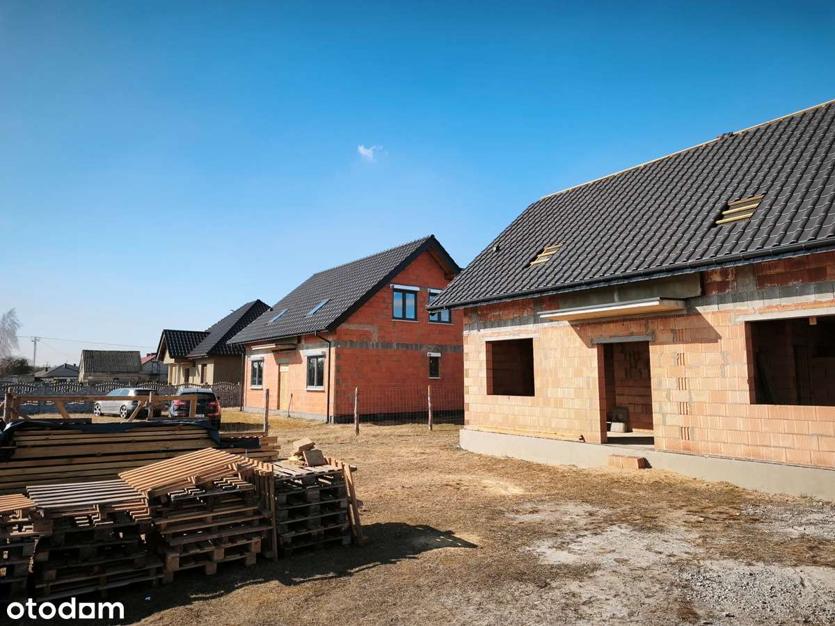 Dom w trakcie budowy w sąsiedztwie lasów i Jeziora Ślesińskiego-3