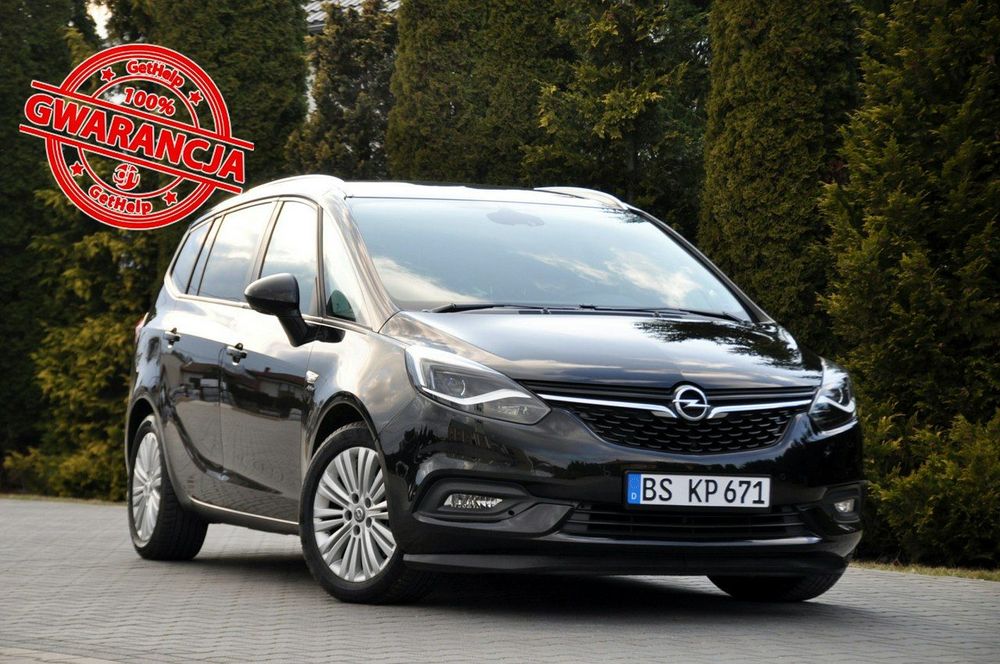 Opel Zafira C 2016