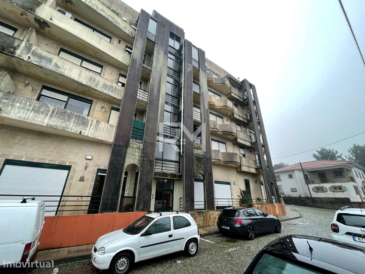 APARTAMENTO T2 EM BALTAR COM UM LUGAR GARAGEM-22
