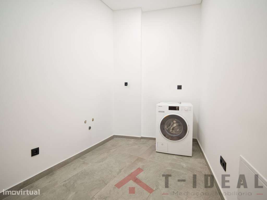 Apartamento T3 no Centro da Lourinhã-41