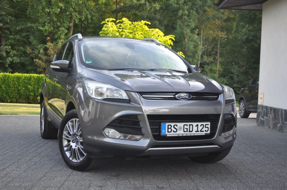 Ford Kuga II (2012-) 2.0 TDCi 2x4 Titanium 2014