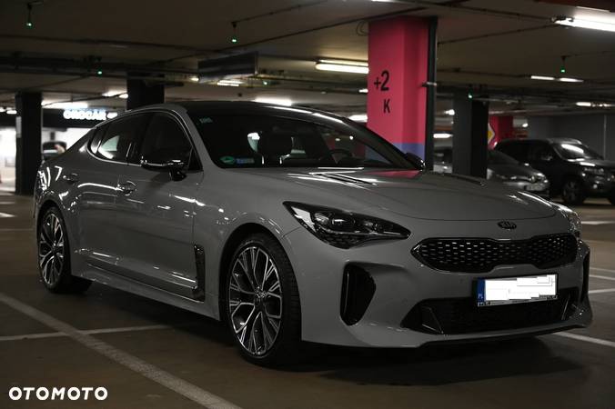 Kia Stinger 2.0 T-GDI GT Line - 6