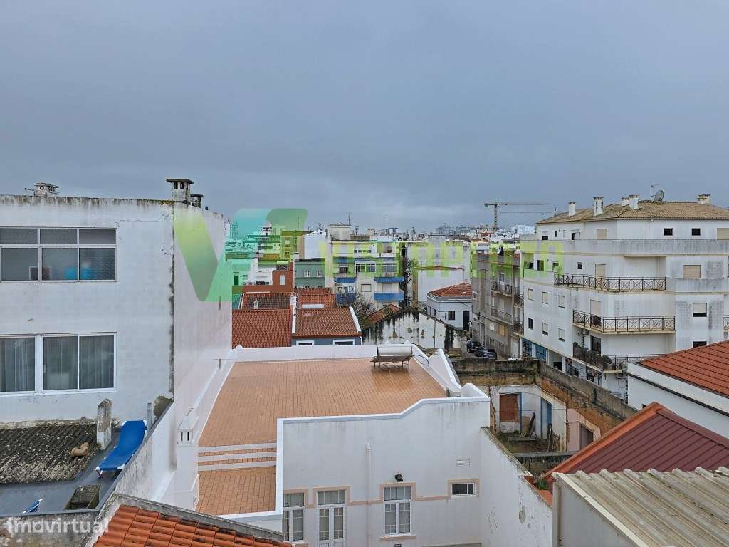 Apartamento Duplex T3 Remodelado no Centro de Portimão-25