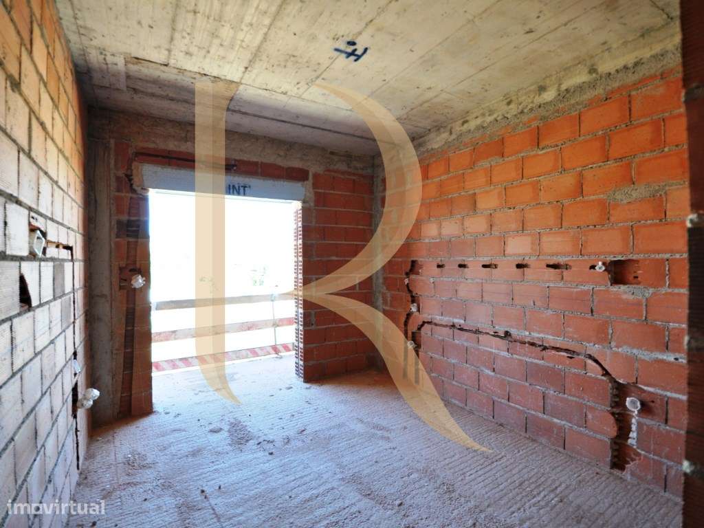 Apartamento novo duplex T3+2 com garagem, elevador e varandas em Va...-6