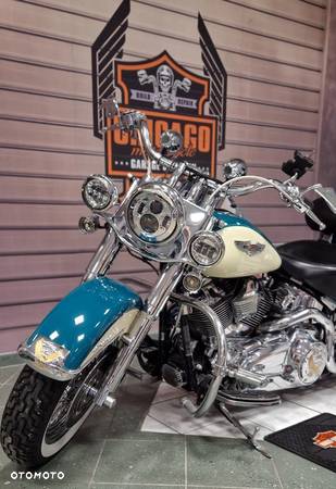 Harley-Davidson Softail Deluxe - 11