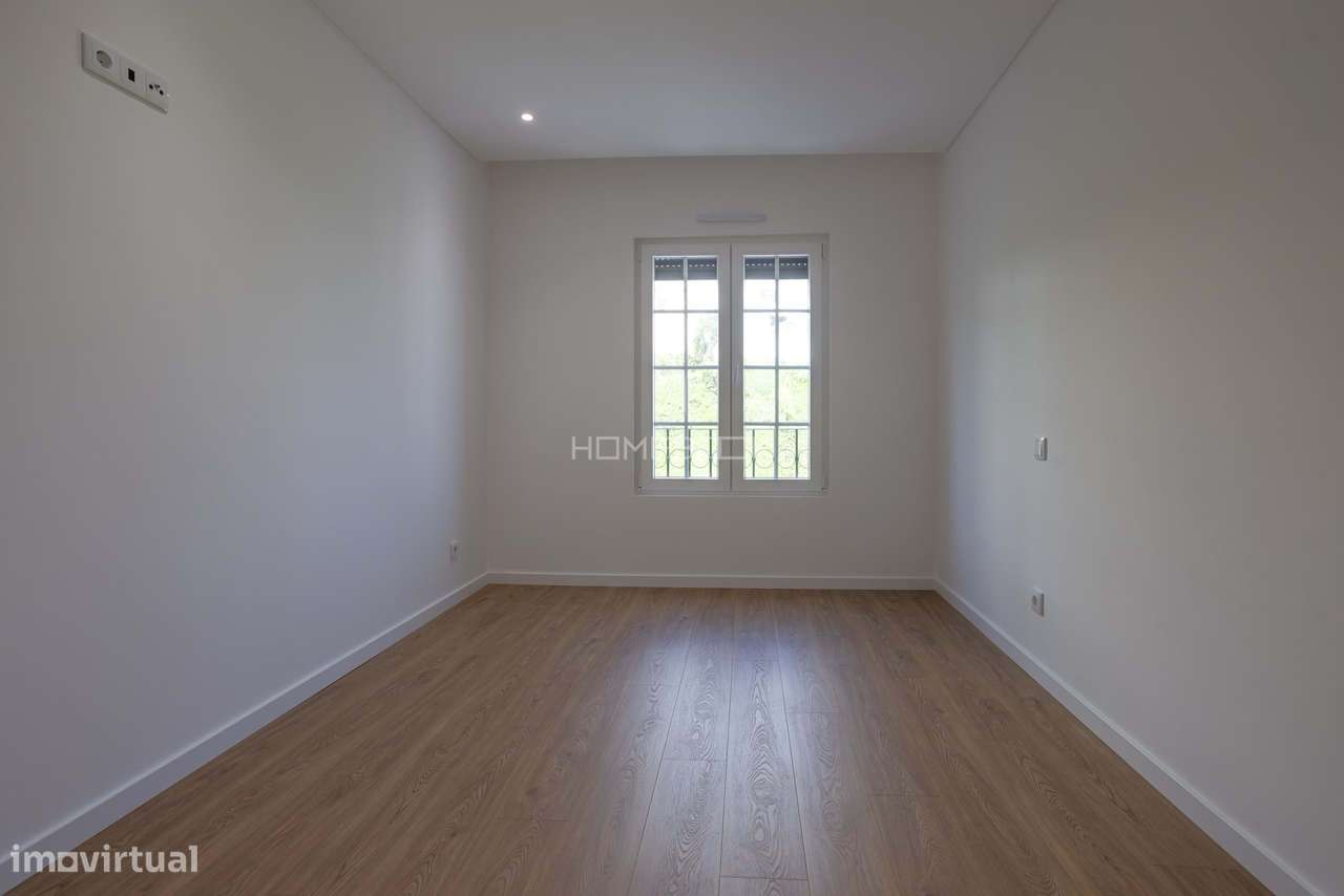 Apartamento T2 na Damaia de Cima-10