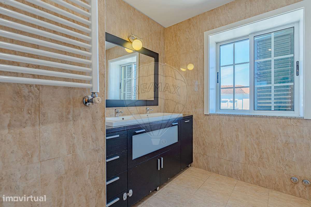 Moradia T2 para venda-30