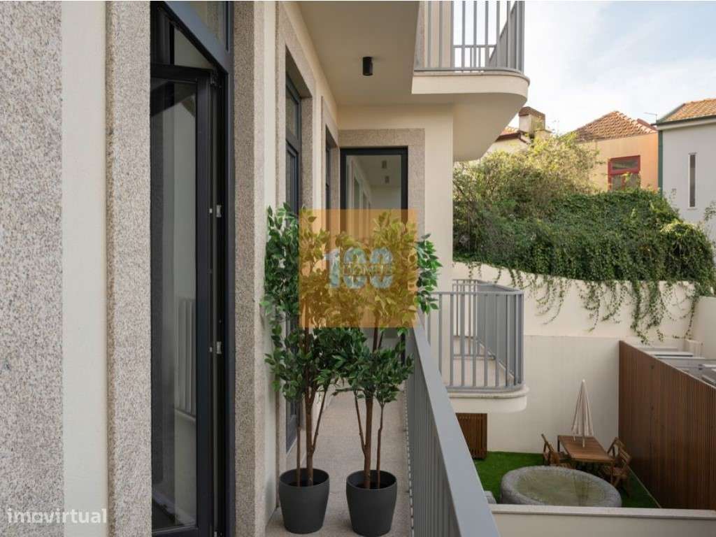 T2 Lock Off - Palácio da Marquesa - Com Licença AL-13