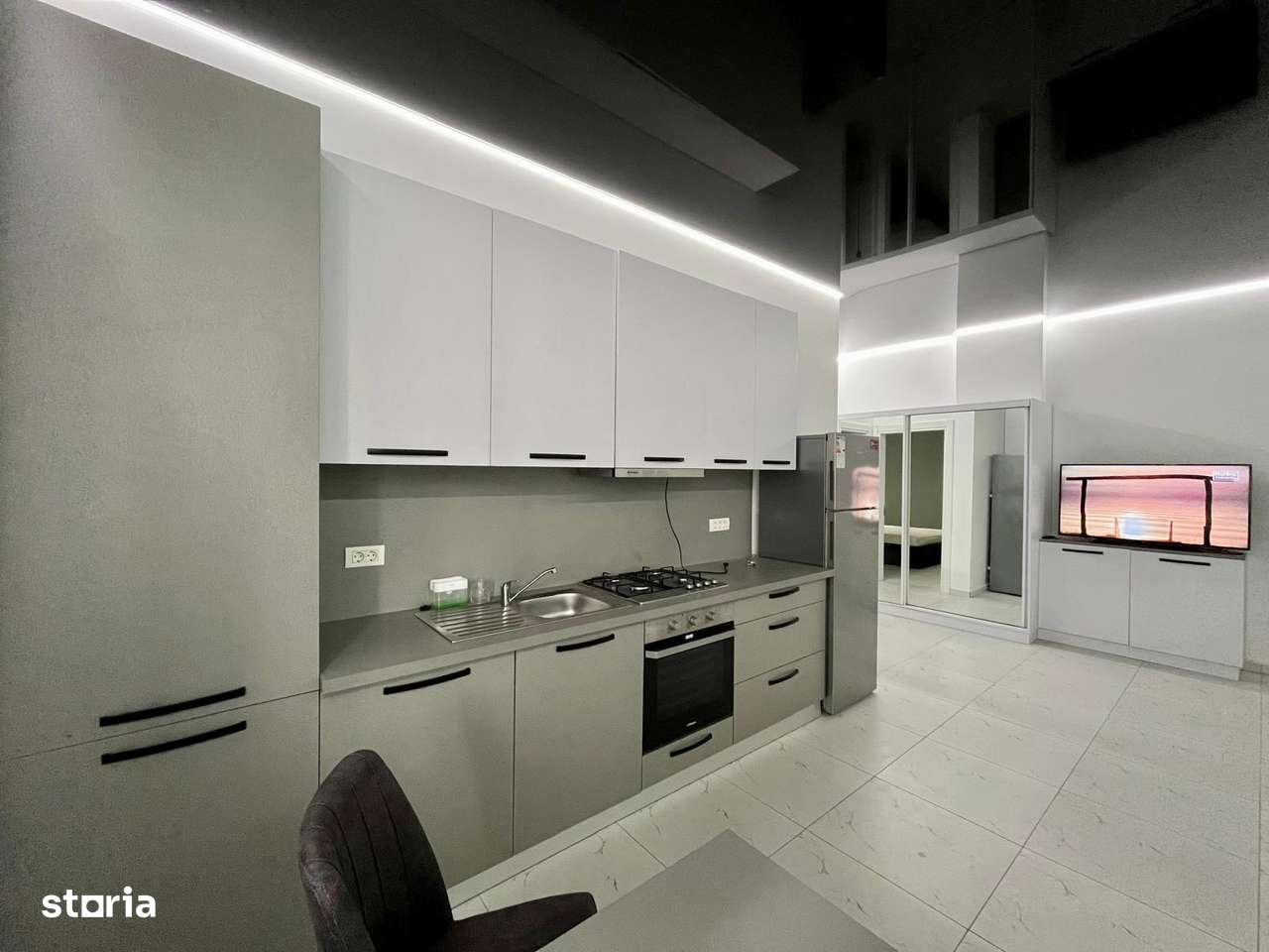 Mamaia Nord Apartament 2 camere si parcare Promenada prima linie-8