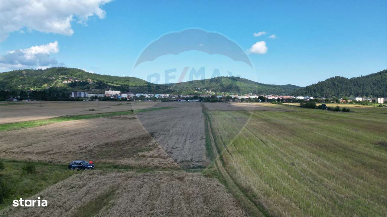 Teren intravilan de vânzare 1180 mp – Zărnești-14