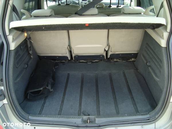 Renault Scenic - 13