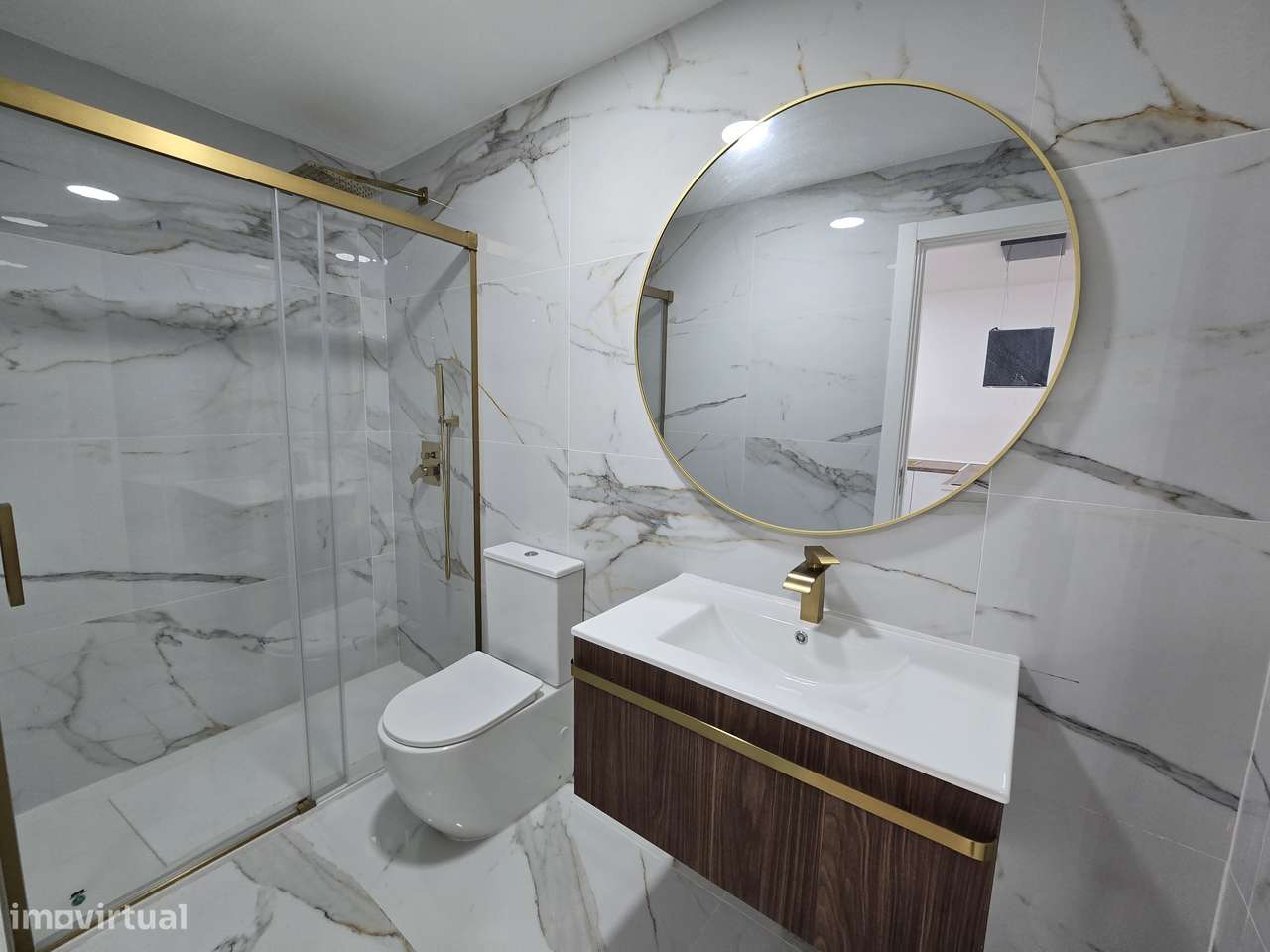 Fantástica Moradia T2 Totalmente Renovada na Zona Histórica de Palmela-7