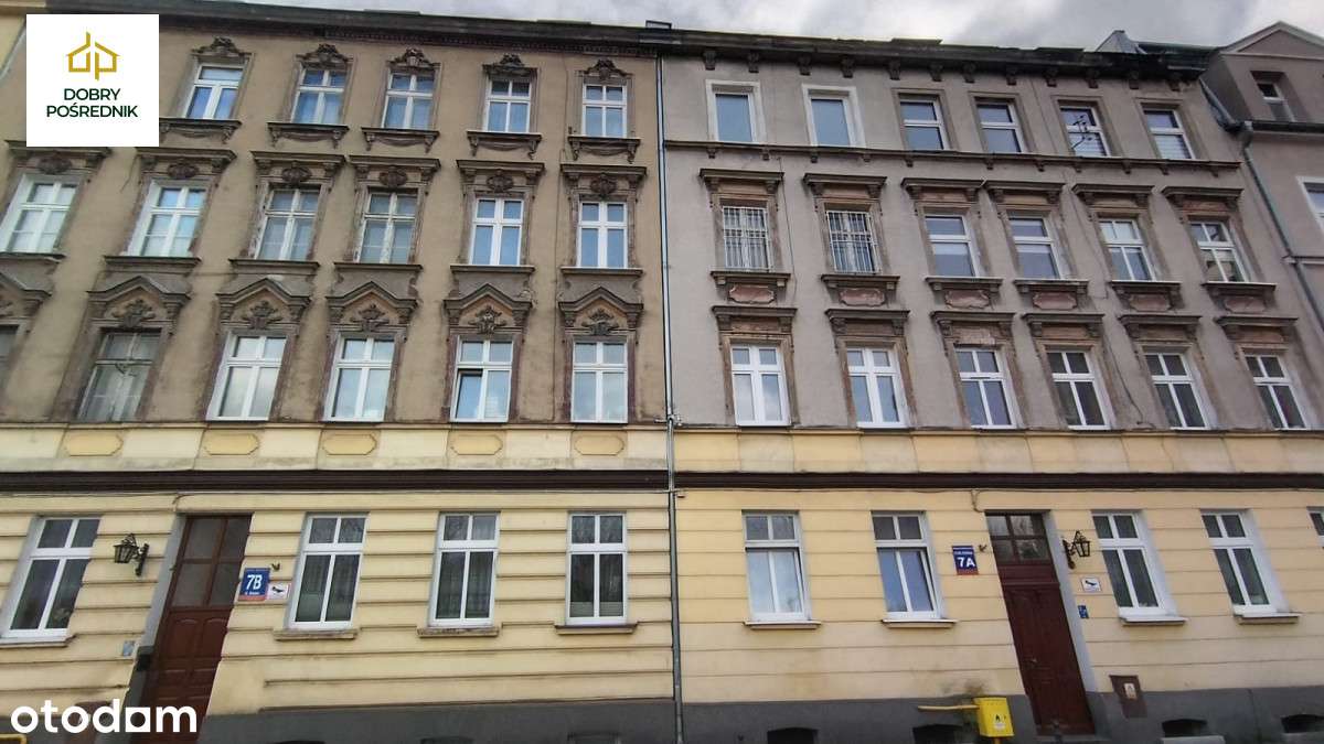 Okazja 3 Pokoje do remontu w odnowionej kamienicy-3