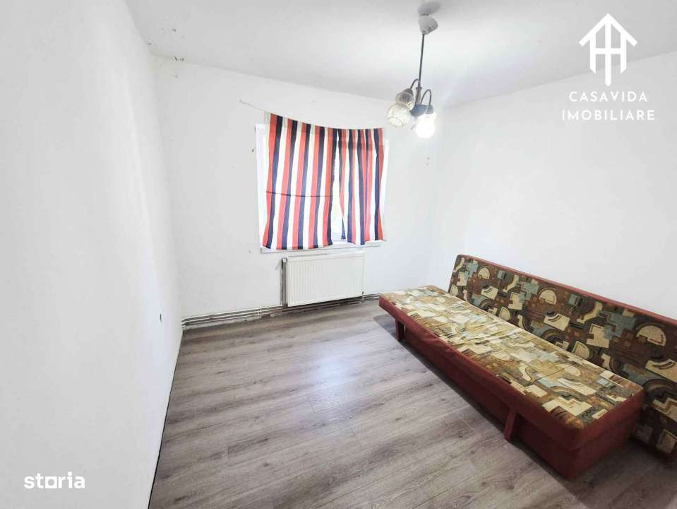 Apartament cu 3 camere de vanzare – Etaj 1, zona centrala (Unic) - Imagine principală: 3/8
