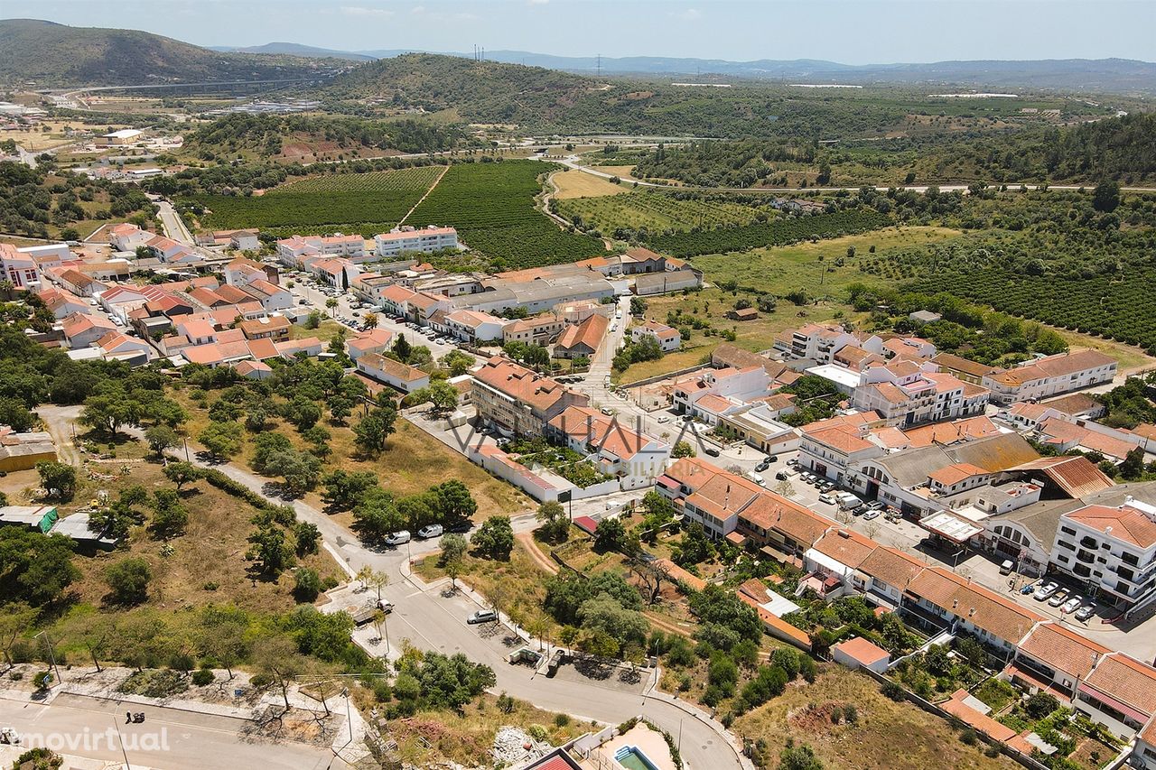 Lotes de terreno, Silves, São Bartolomeu de Messines