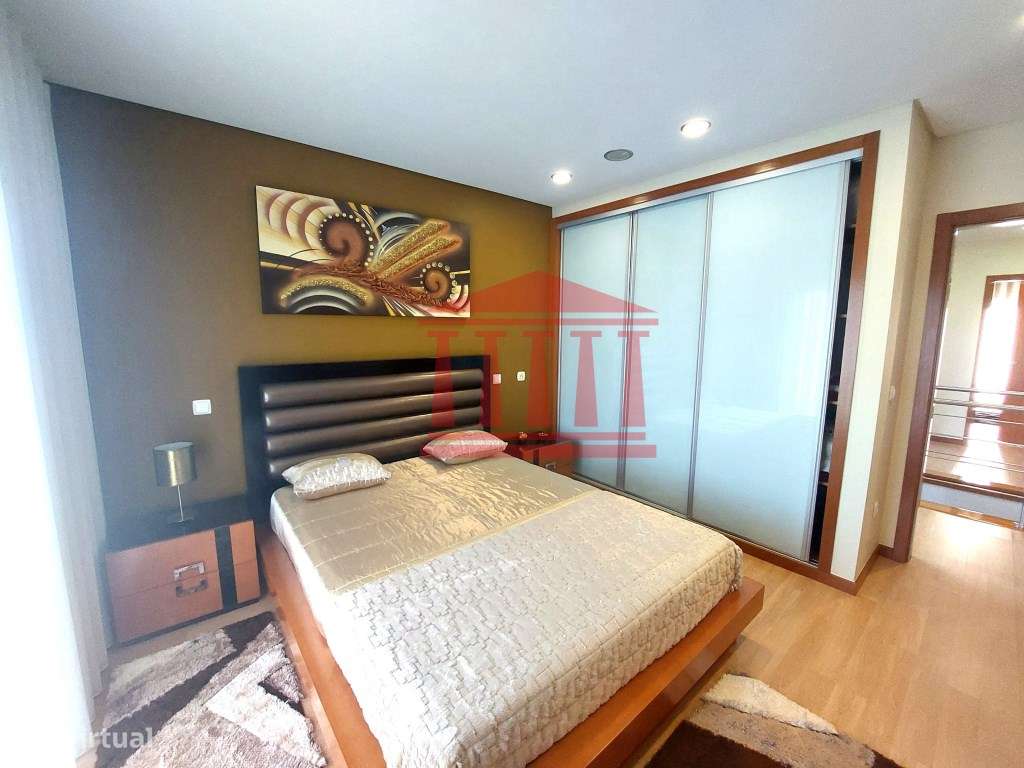 MORADIA V4 SEMINOVA-18