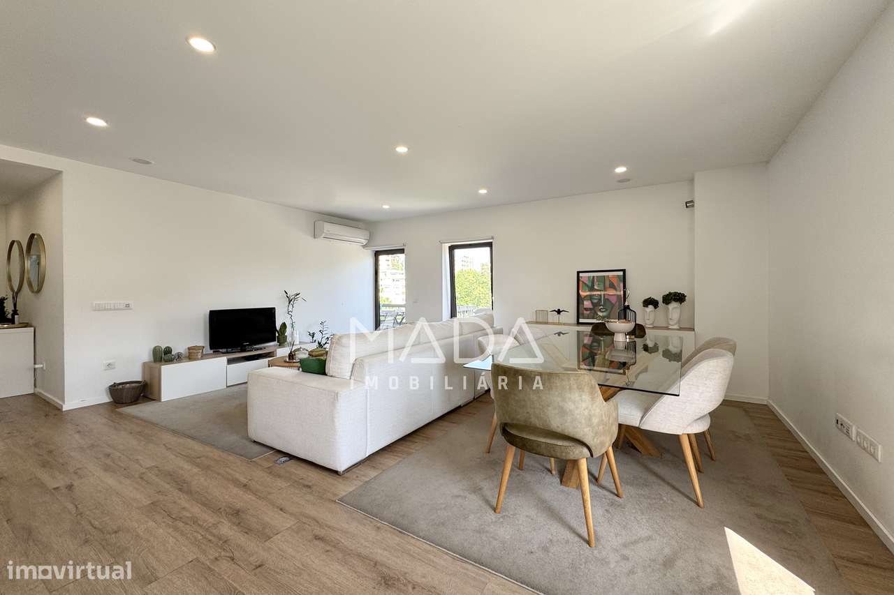 Apart. T3 renovado c/garagem (2 carros) na Av. 31 de Janeiro em Braga-6