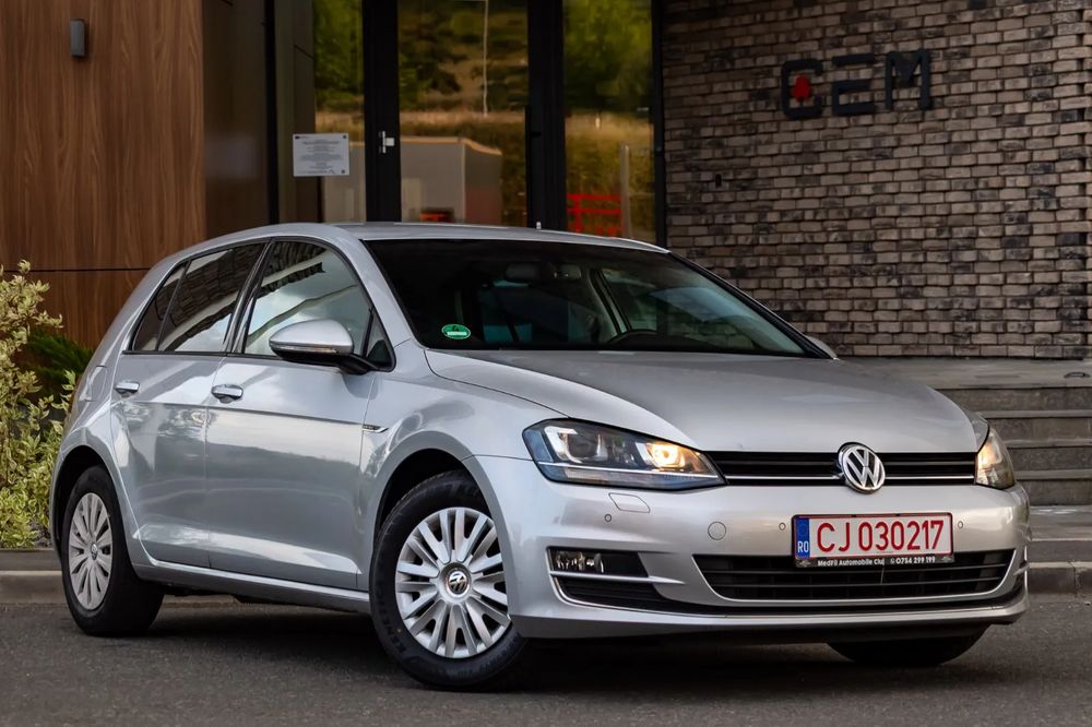 Volkswagen Golf VII [2012 - 2020] 1.6 TDI BlueMotion Technology Cup 2015