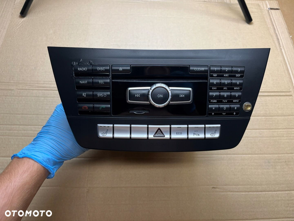 mercedes w204 amg radio cd navi tel. A2049005908 - 1