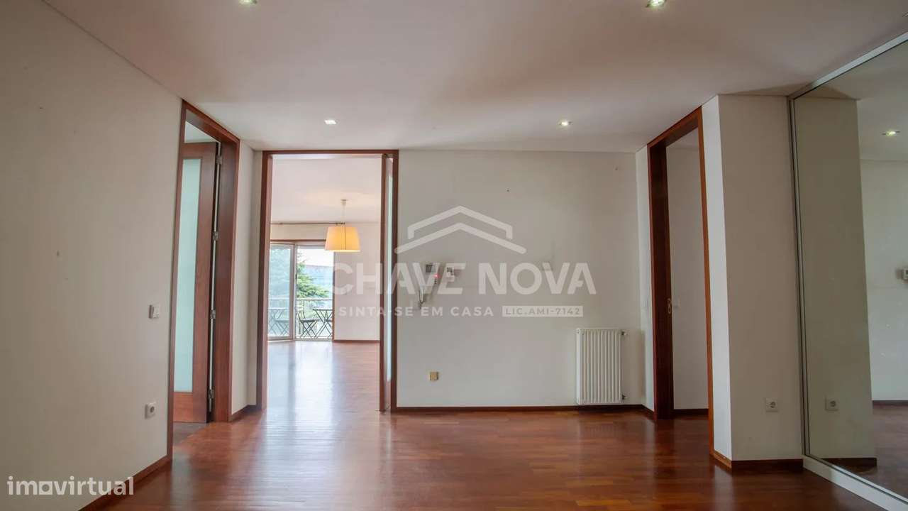 Apartamento T3 Praça das Flores - Bonfim - Porto-10