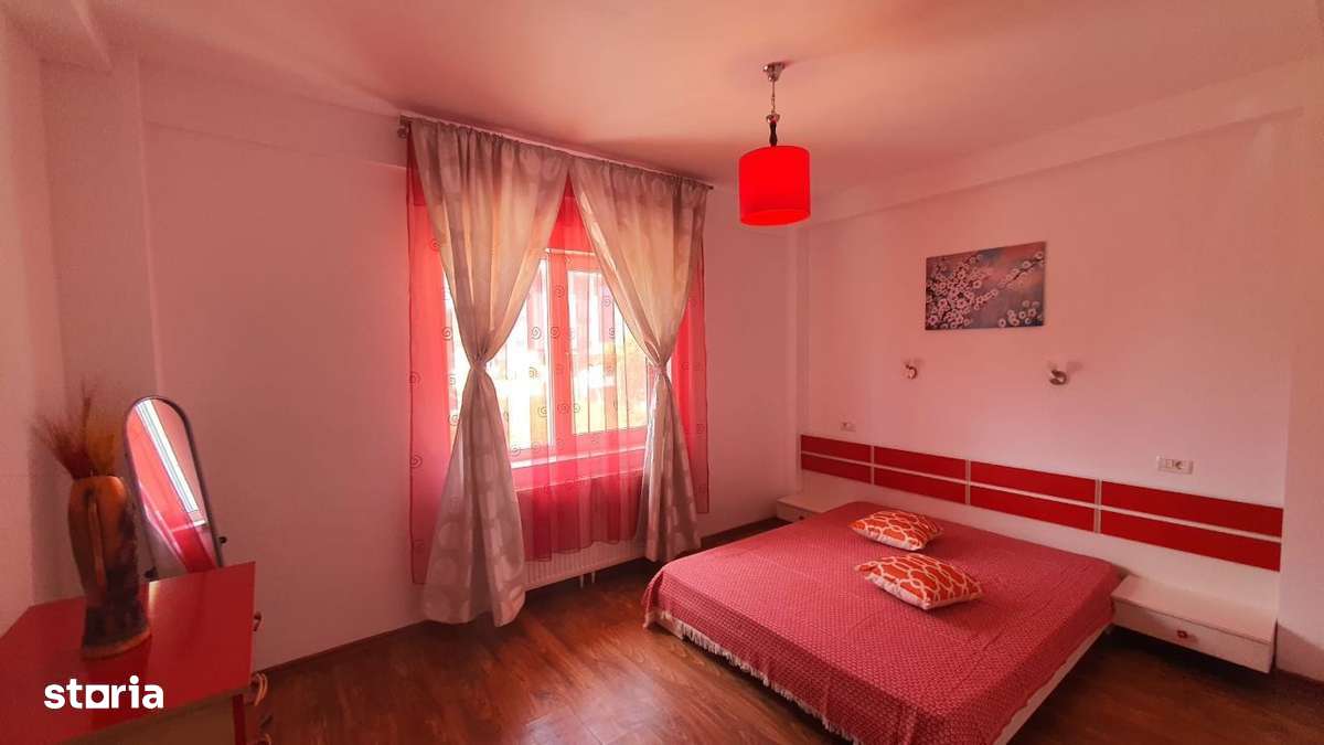 Exclusivitate,Mamaia Nord,3 cam,decomandat,centrala gaz,loc de parcare - Imagine principală: 4/11