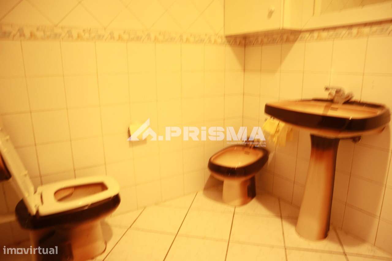 Moradia com espaço exterior para venda em Castelo Branco-10