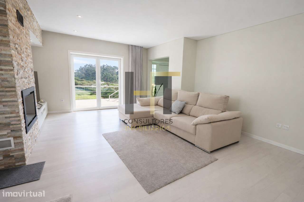 Moradia T3 | 4 Frentes | Suíte | Jardim-20