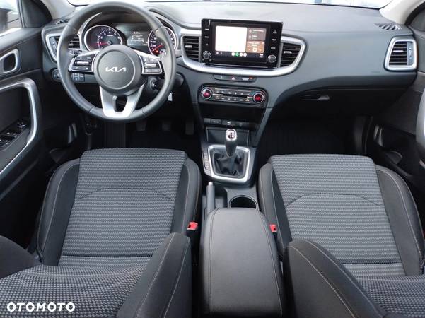 Kia Ceed 1.5 T-GDI M - 18