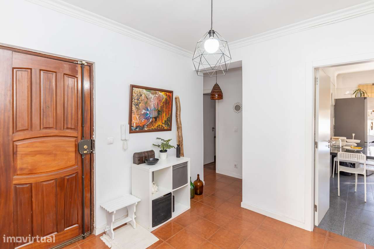 Apartamento T3 em zona central da Quinta do Conde-27