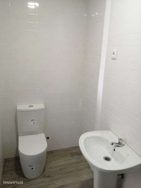 Escritório / Gabinete / Loja - Grande imagem: 4/7